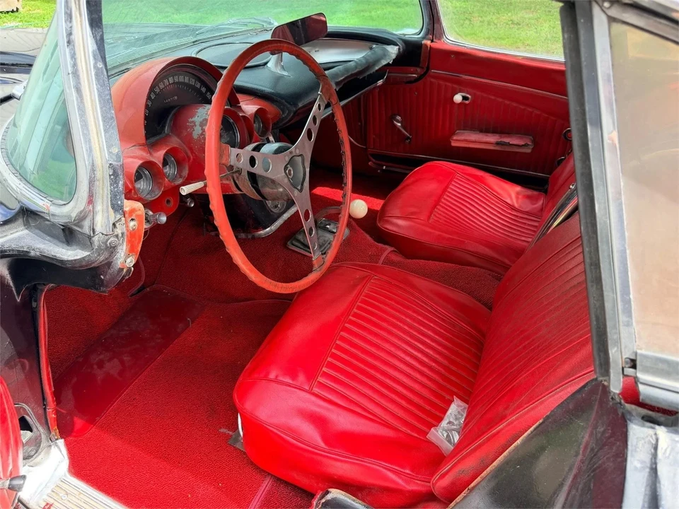 1962 Chevrolet Corvette C1 - Image 8 of 10