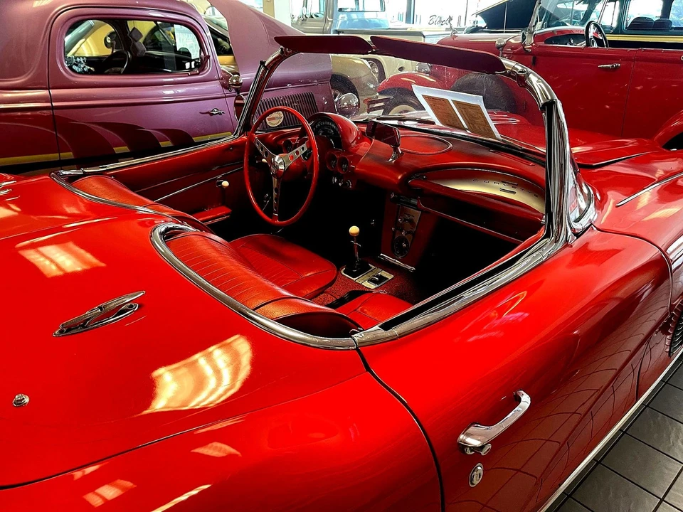 1962 Chevrolet Corvette C1 - Image 8 of 31