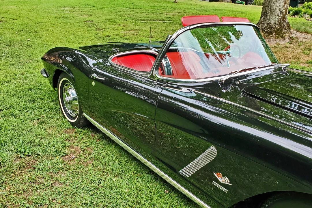 1962 Chevrolet Corvette - Image 9 of 23