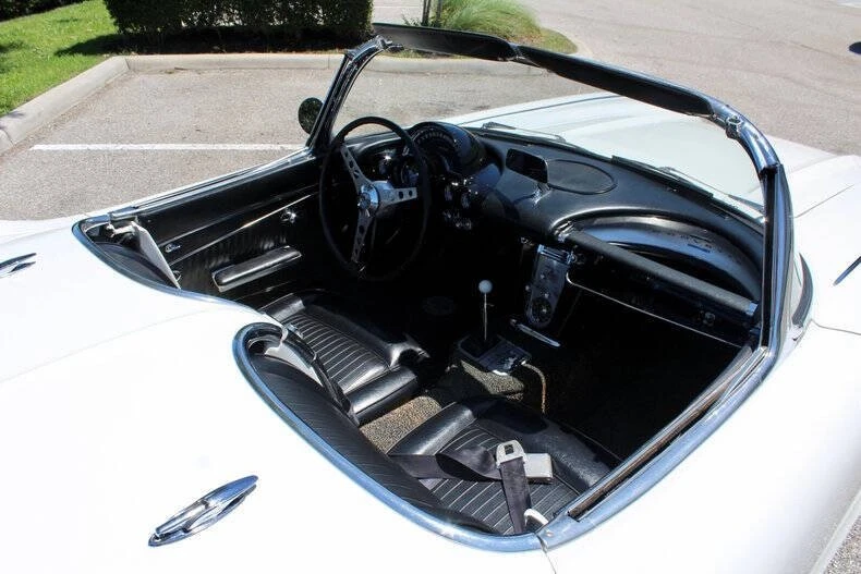 1962 Chevrolet Corvette C1 - Image 28 of 31