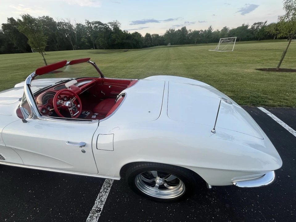 1962 Chevrolet Corvette C1 - Image 14 of 31