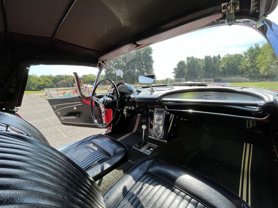 1962 Chevrolet Corvette C1 - Image 7 of 24