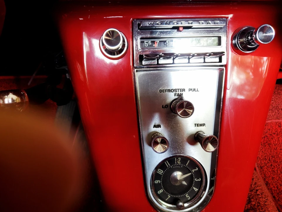 1962 Chevrolet Corvette - Image 13 of 23