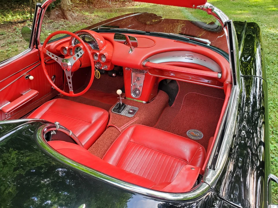 1962 Chevrolet Corvette - Image 14 of 23