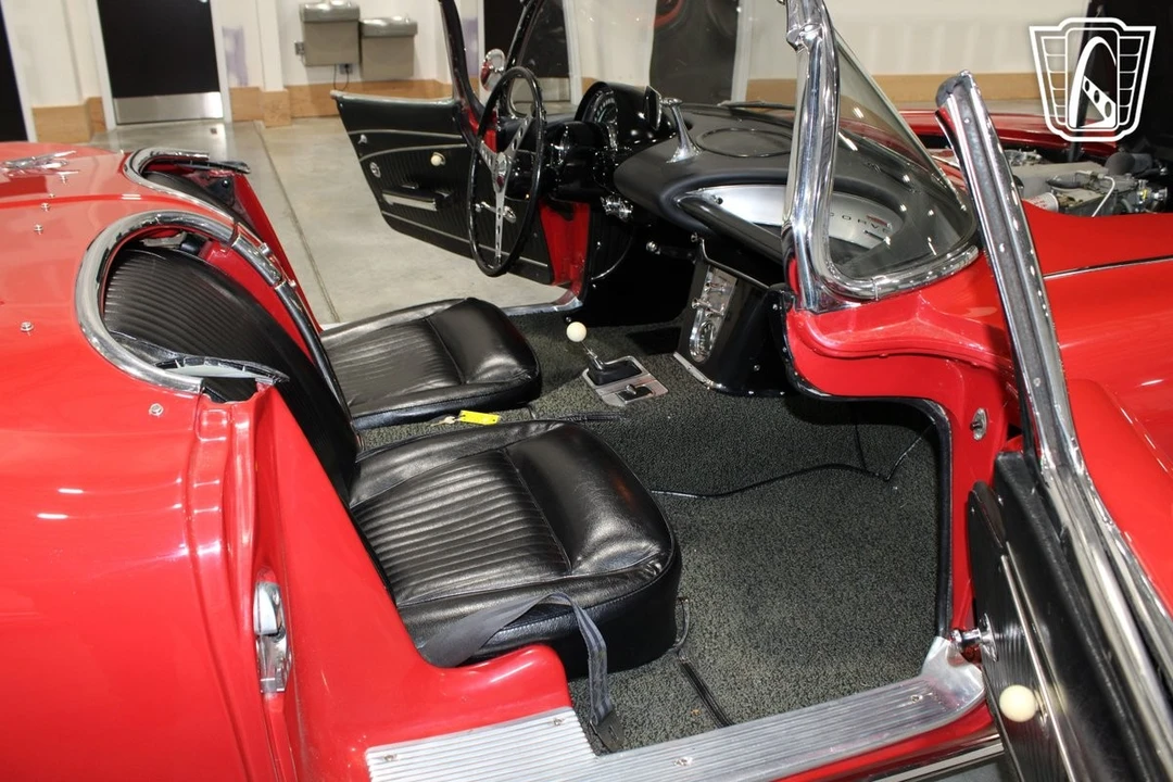 1962 Chevrolet Corvette C1 - Image 8 of 12