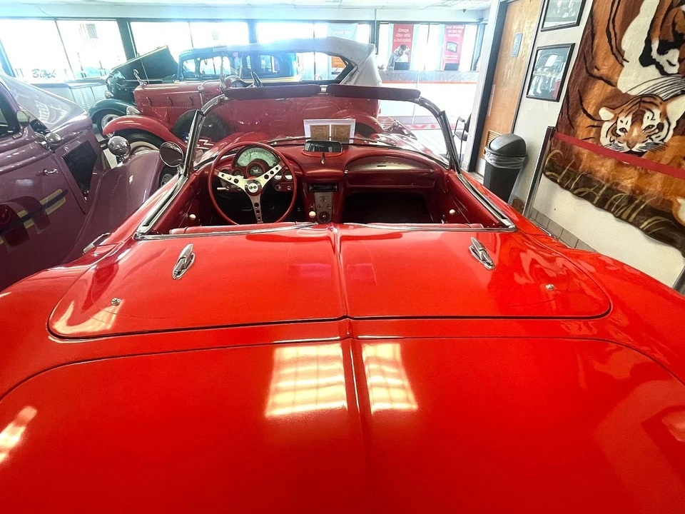 1962 Chevrolet Corvette C1 - Image 12 of 21