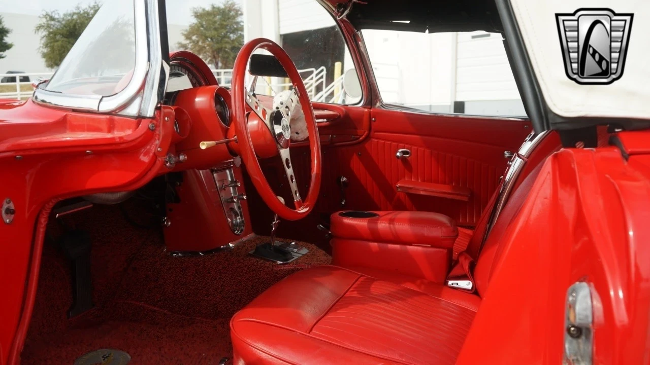 1962 Chevrolet Corvette C1 - Image 14 of 21