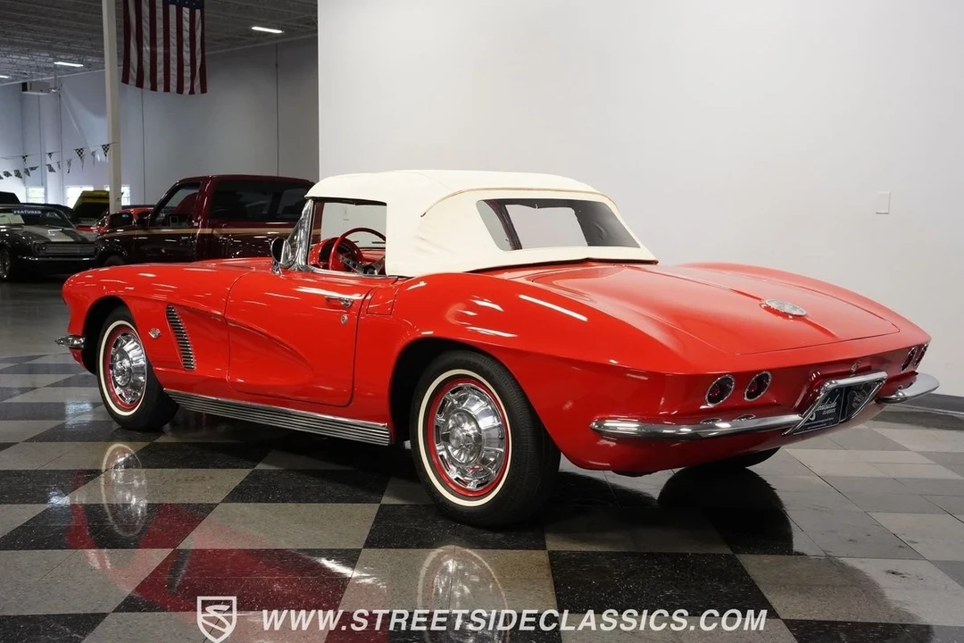 1962 Chevrolet Corvette C1 - Image 10 of 12