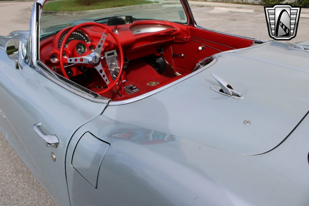 1962 Chevrolet Corvette C1 - Image 13 of 21
