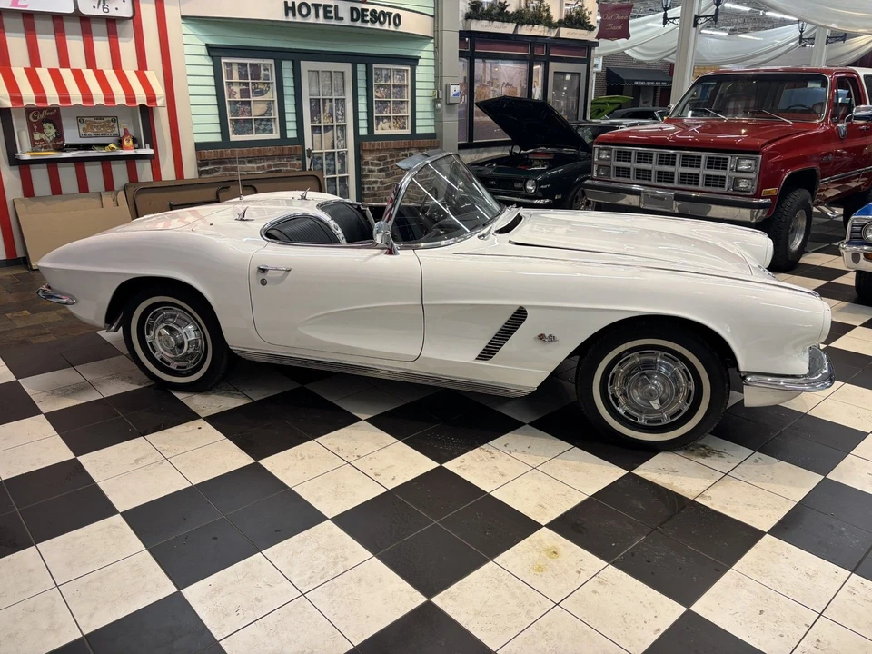 1962 Chevrolet Corvette C1 - Image 14 of 21