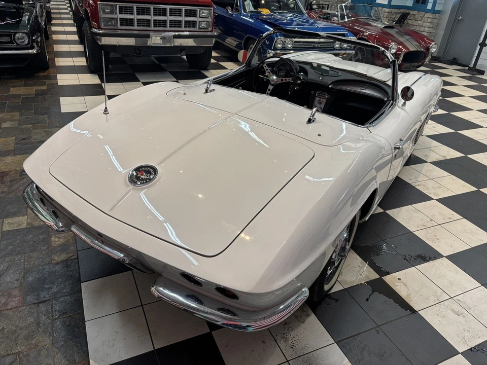 1962 Chevrolet Corvette C1 - Image 15 of 21