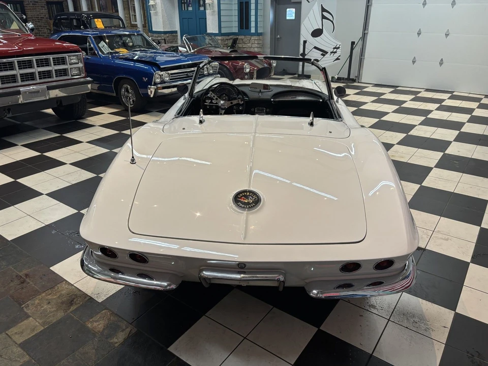 1962 Chevrolet Corvette C1 - Image 16 of 21