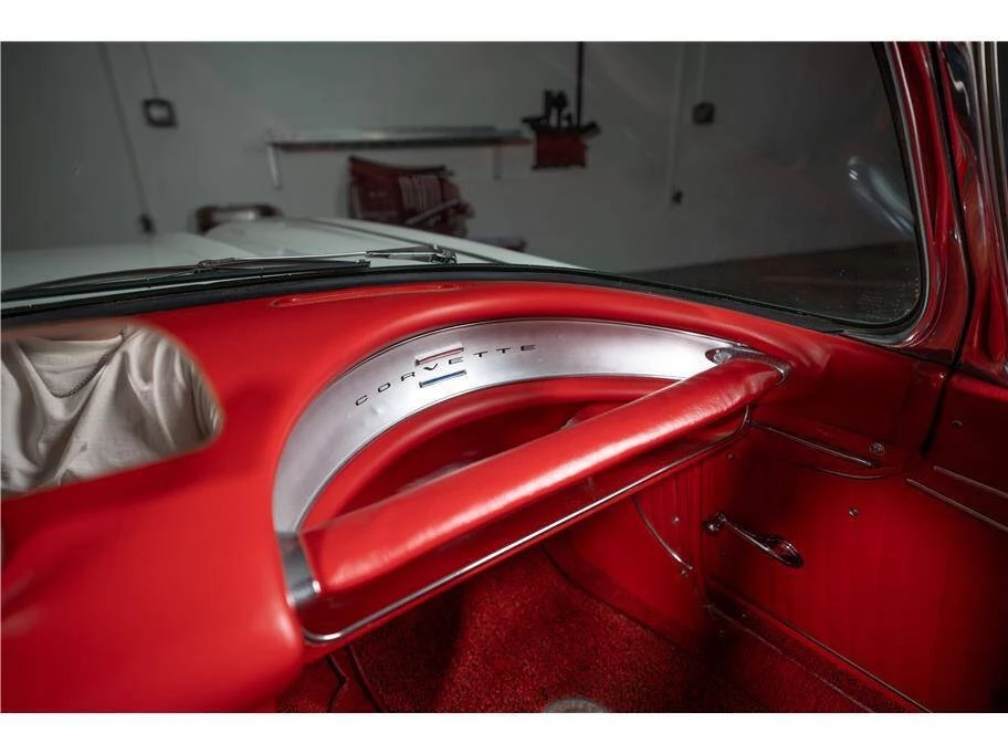 1962 Chevrolet Corvette C1 - Image 22 of 31