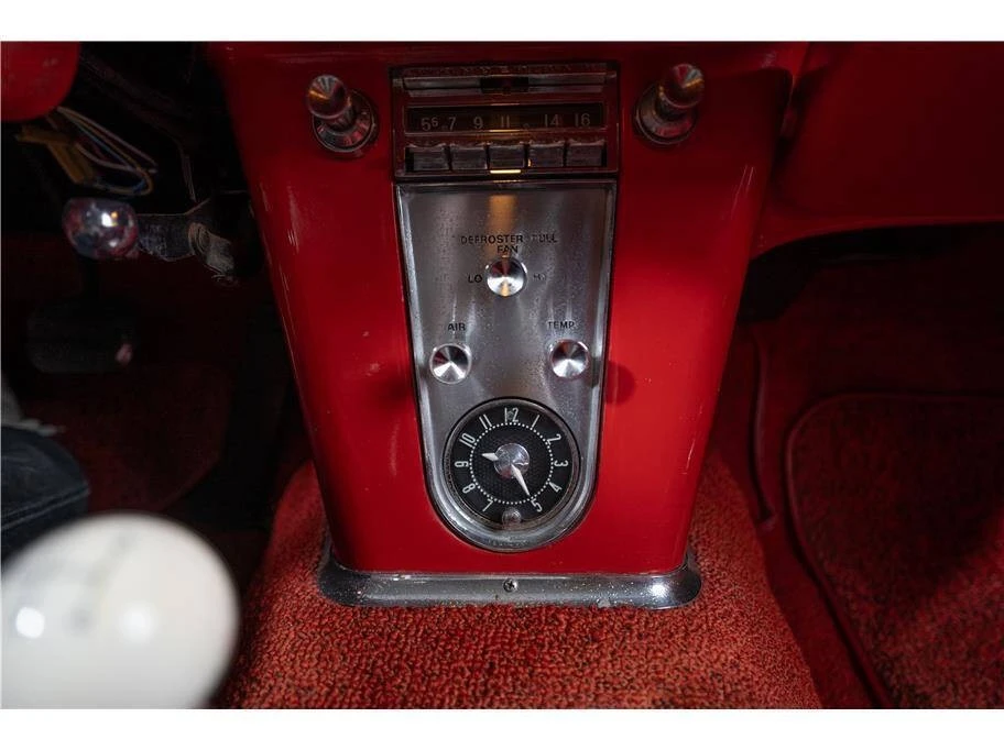 1962 Chevrolet Corvette C1 - Image 16 of 31