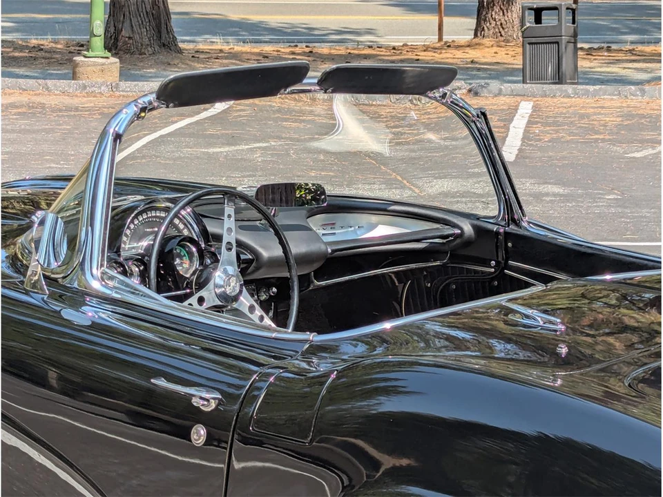 1962 Chevrolet Corvette C1 - Image 12 of 31