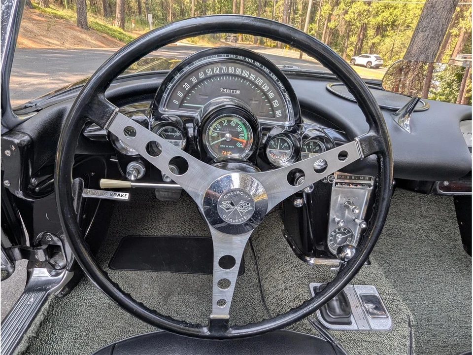 1962 Chevrolet Corvette C1 - Image 31 of 31
