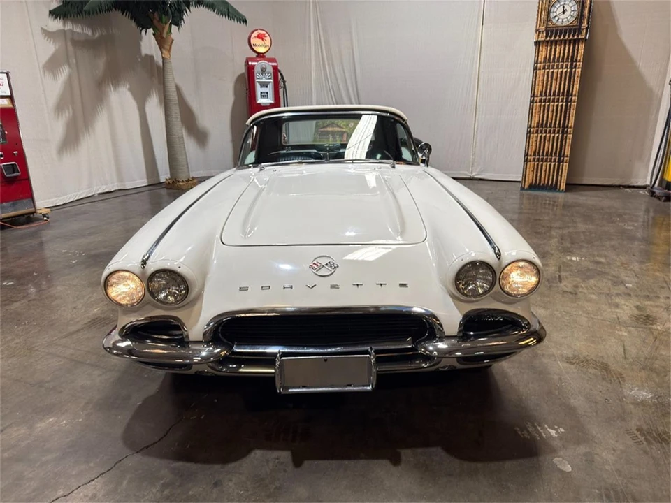 1962 Chevrolet Corvette C1 - Image 20 of 31