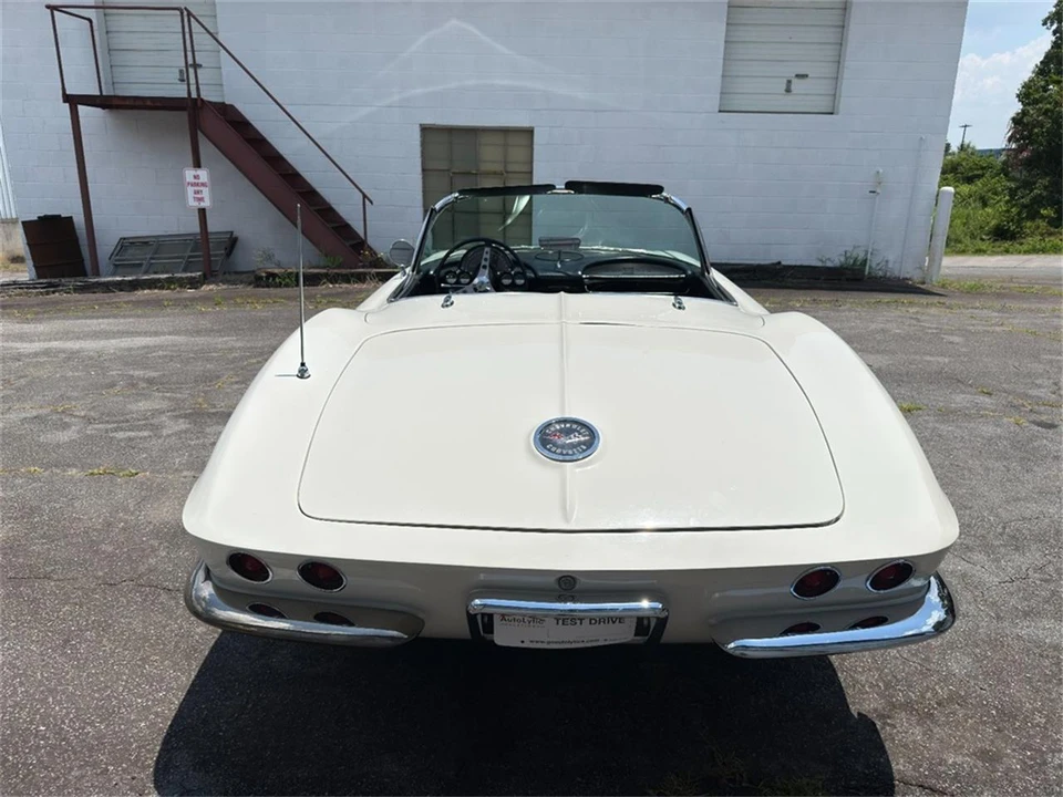 1962 Chevrolet Corvette C1 - Image 25 of 31