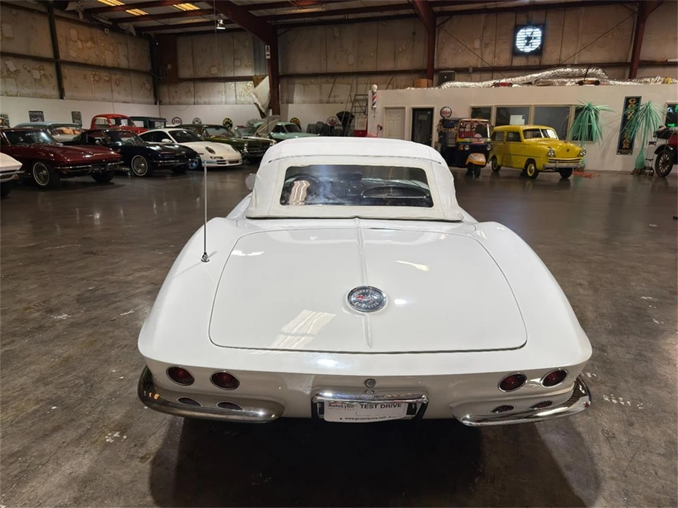 1962 Chevrolet Corvette C1 - Image 15 of 31