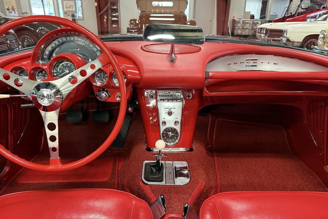 1962 Chevrolet Corvette C1 - Image 9 of 31