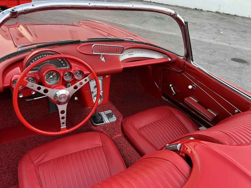 1962 Chevrolet Corvette C1 - Image 13 of 21