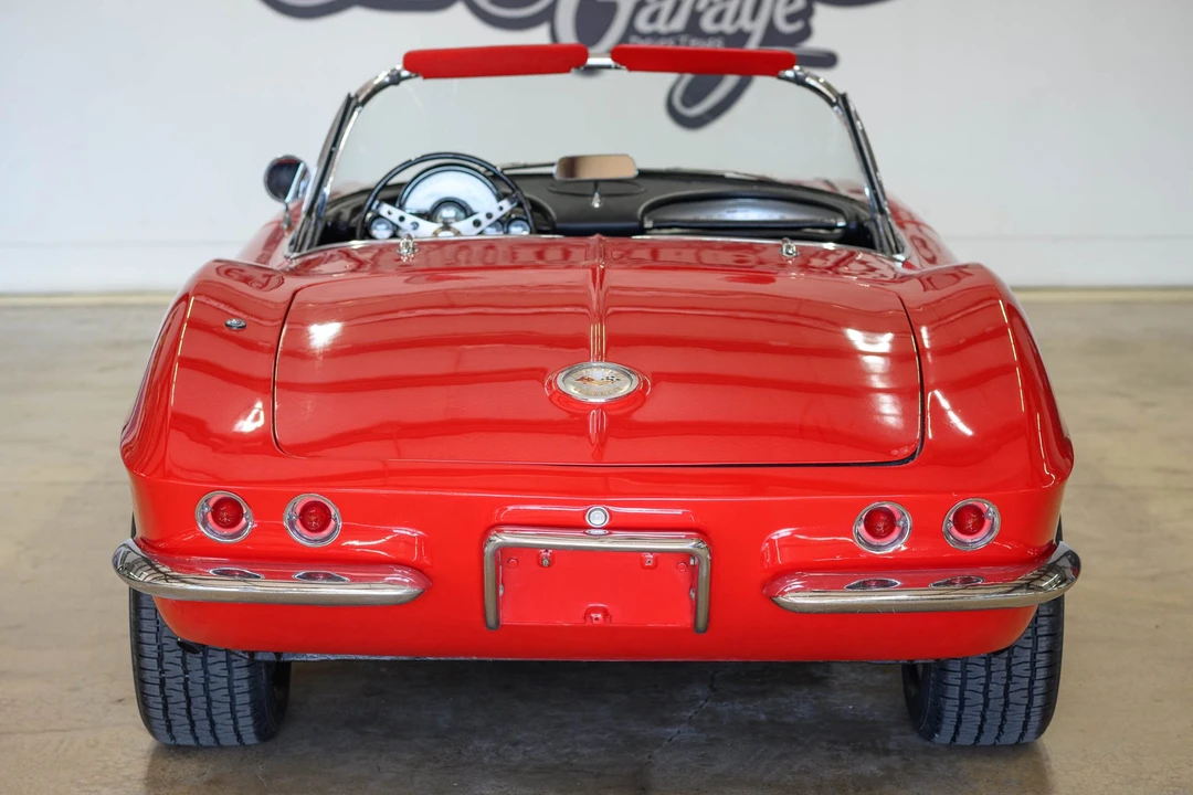1962 Chevrolet Corvette C1 - Image 13 of 31