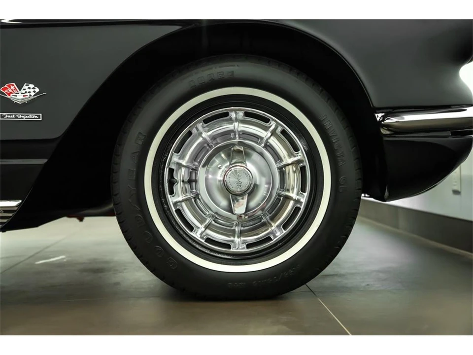 1962 Chevrolet Corvette C1 - Image 12 of 31
