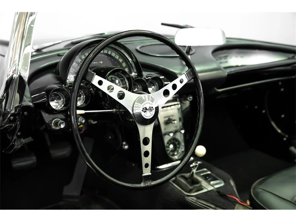1962 Chevrolet Corvette C1 - Image 24 of 31