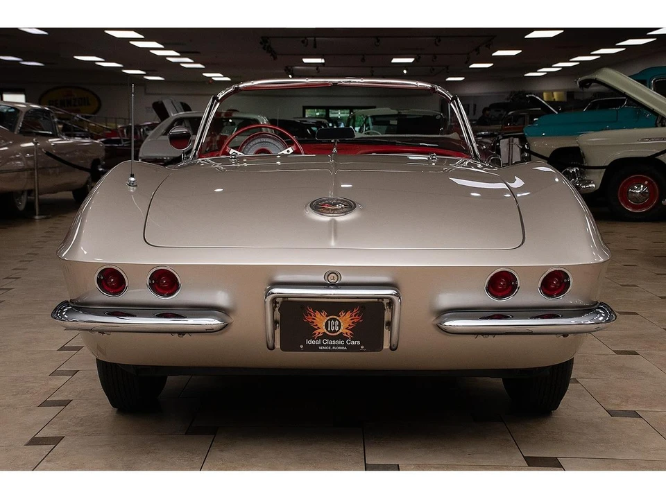 1962 Chevrolet Corvette C1 - Image 18 of 31