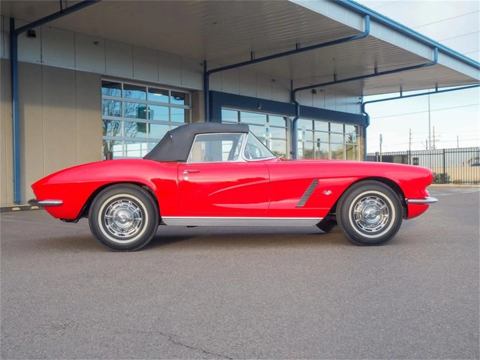 1962 Chevrolet Corvette C1 - Image 16 of 31