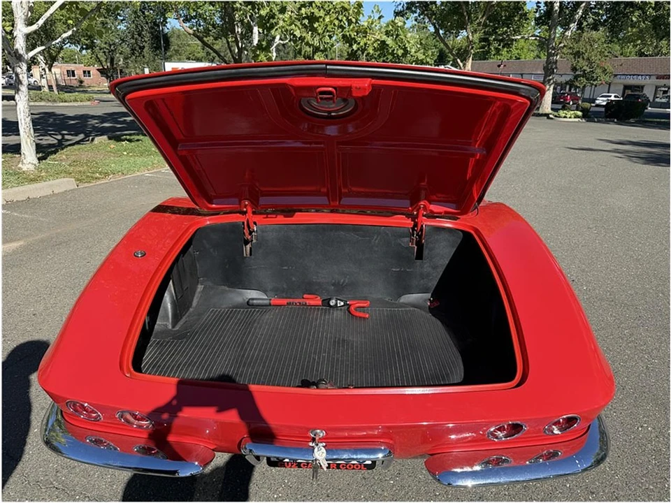 1962 Chevrolet Corvette C1 - Image 20 of 26