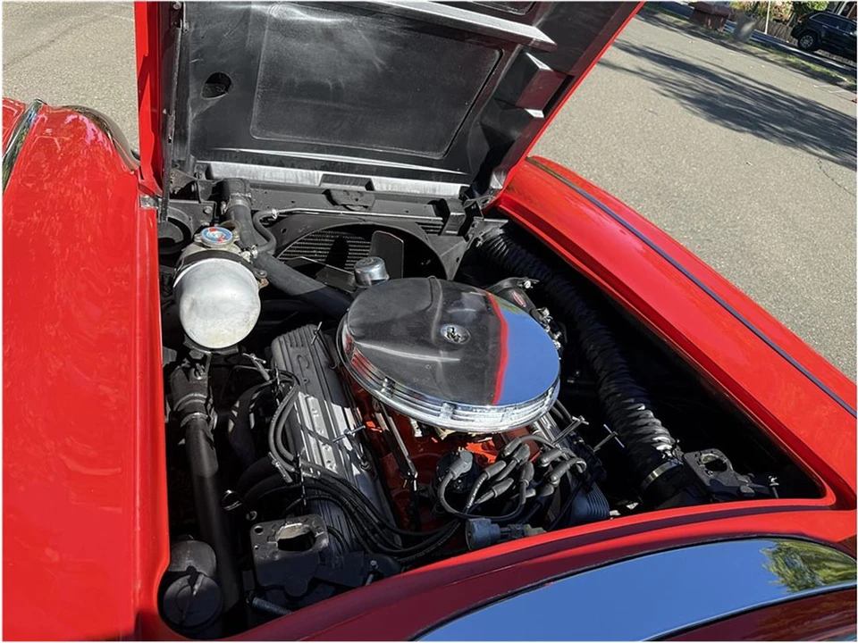1962 Chevrolet Corvette C1 - Image 16 of 26