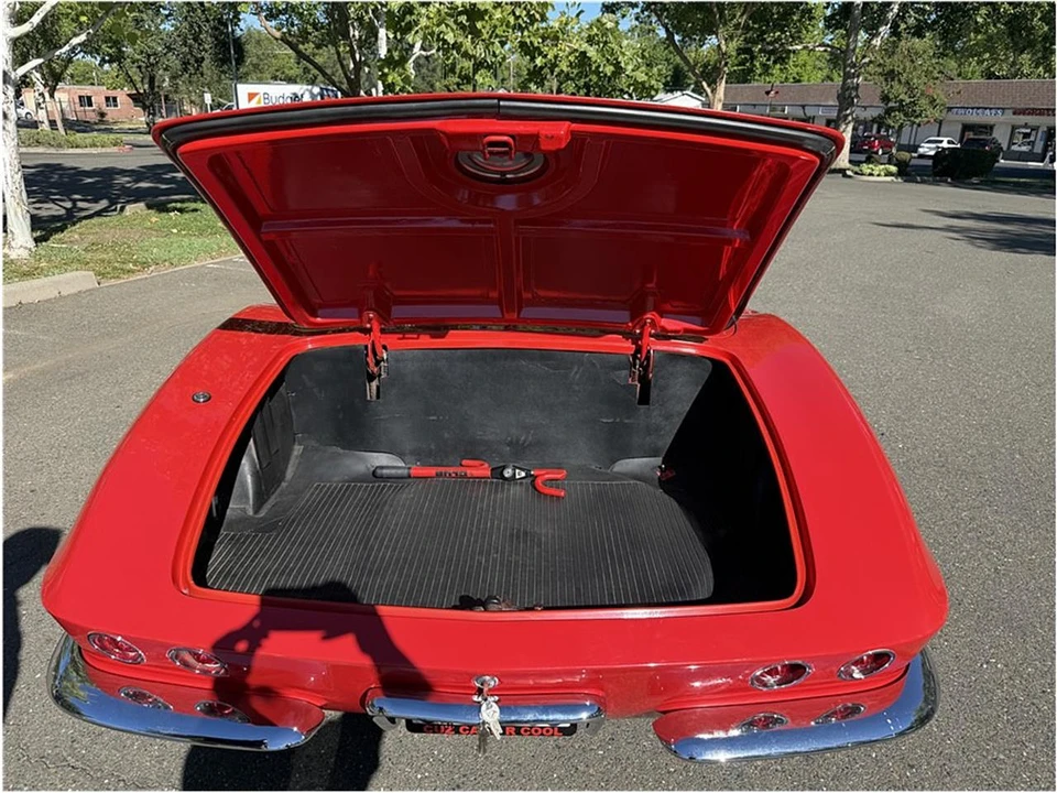 1962 Chevrolet Corvette C1 - Image 19 of 26