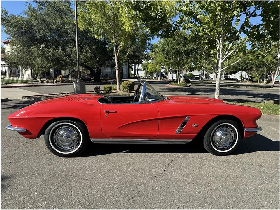 1962 Chevrolet Corvette C1 - Image 25 of 26