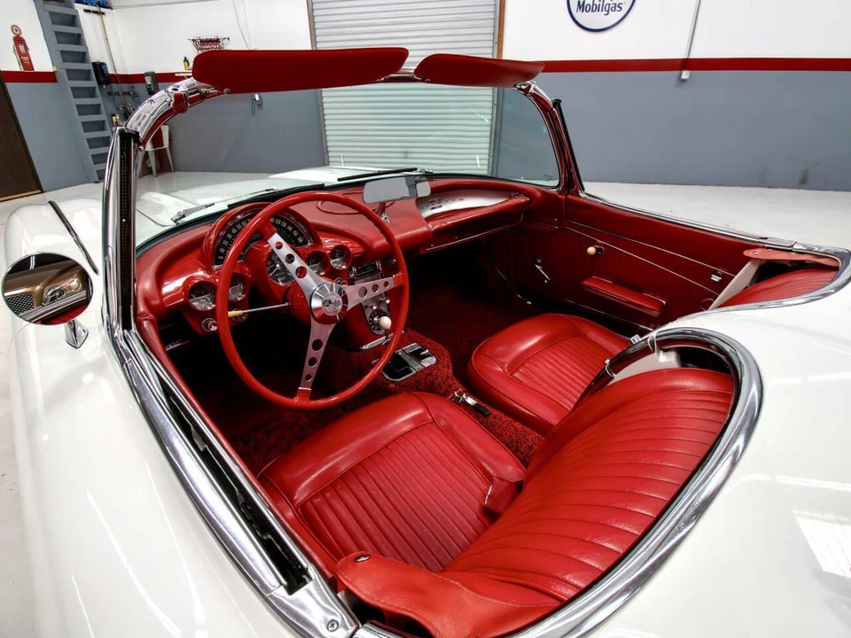 1962 Chevrolet Corvette C1 - Image 22 of 31