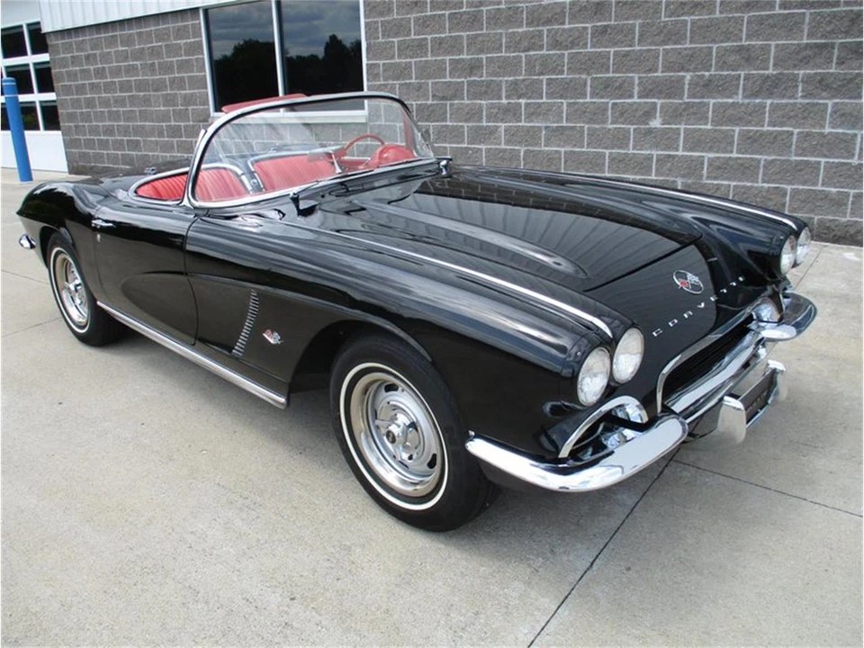 1962 Chevrolet Corvette C1 - Image 2 of 31
