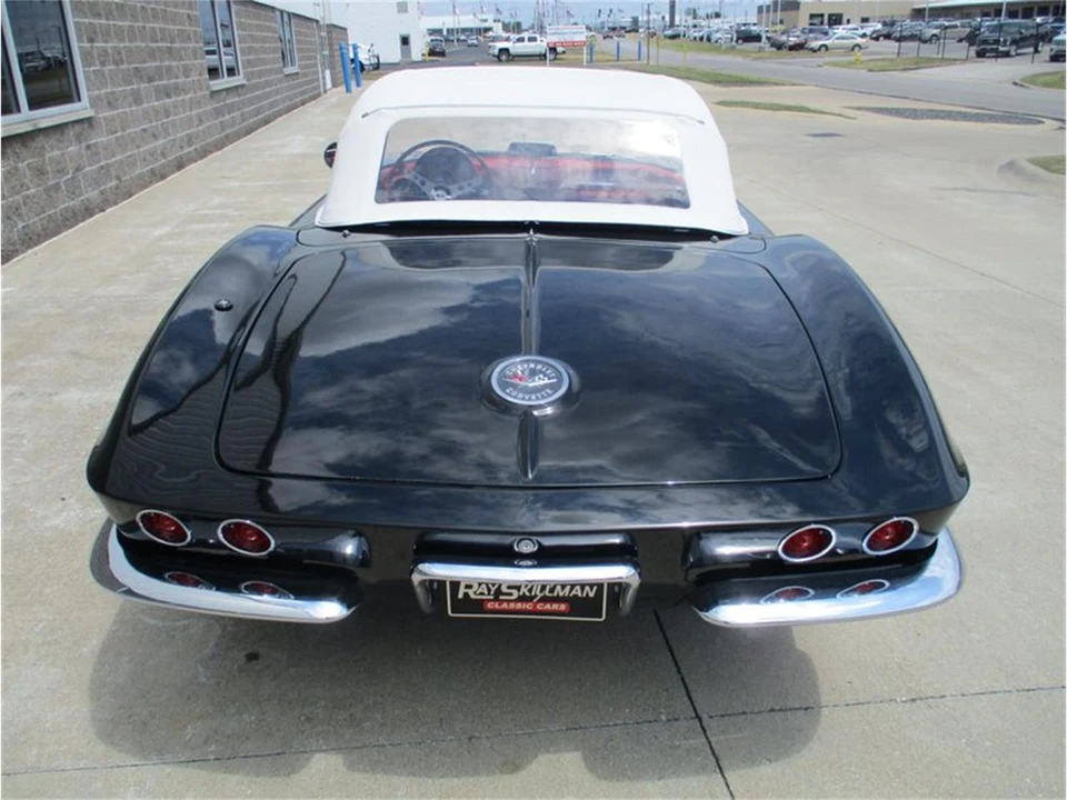 1962 Chevrolet Corvette C1 - Image 18 of 31