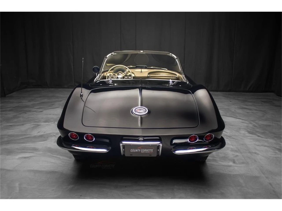 1962 Chevrolet Corvette C1 - Image 18 of 31
