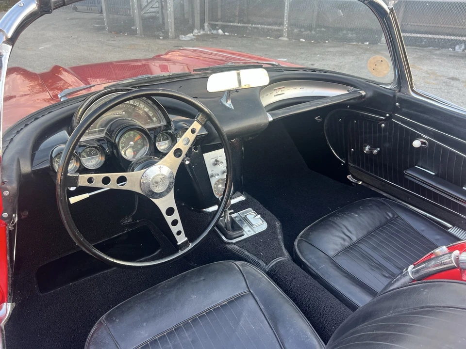 1962 Chevrolet Corvette C1 - Image 16 of 21