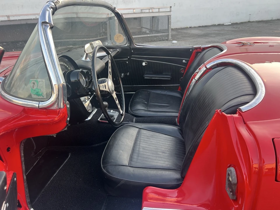 1962 Chevrolet Corvette C1 - Image 14 of 21