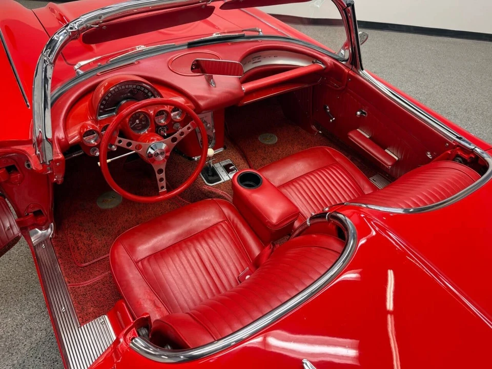 1962 Chevrolet Corvette C1 - Image 17 of 21