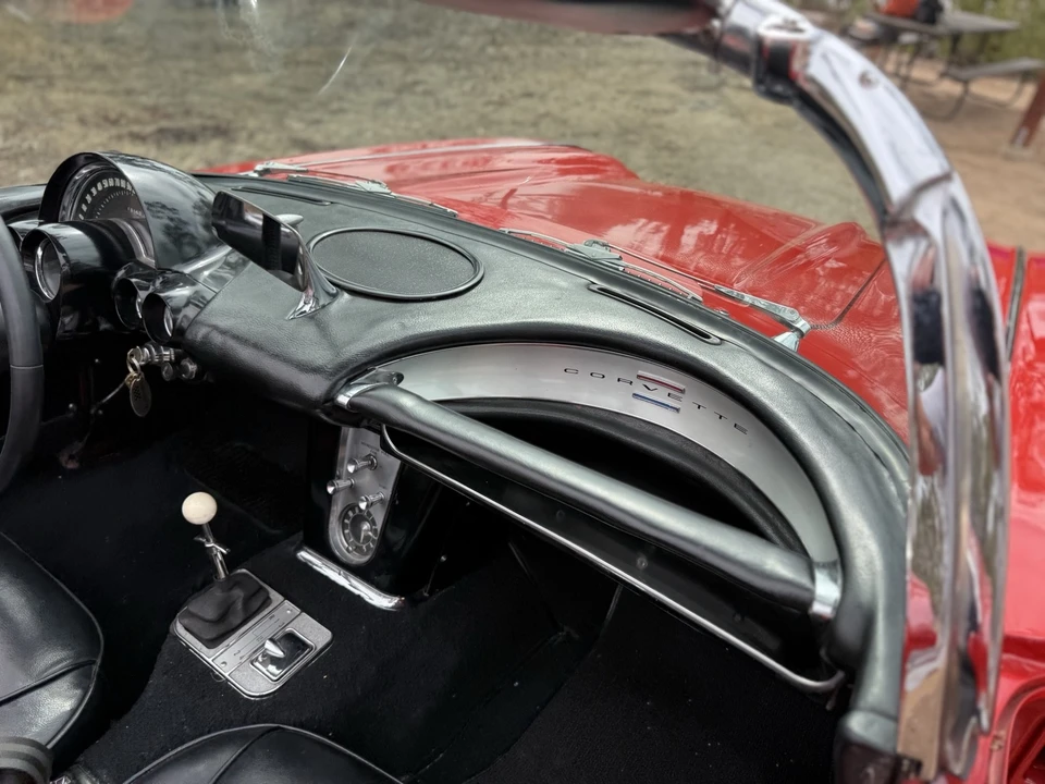 1962 Chevrolet Corvette C1 - Image 9 of 16