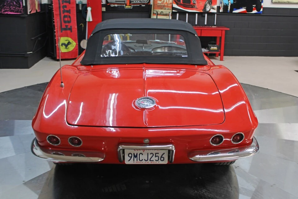 1962 Chevrolet Corvette C1 - Image 16 of 31