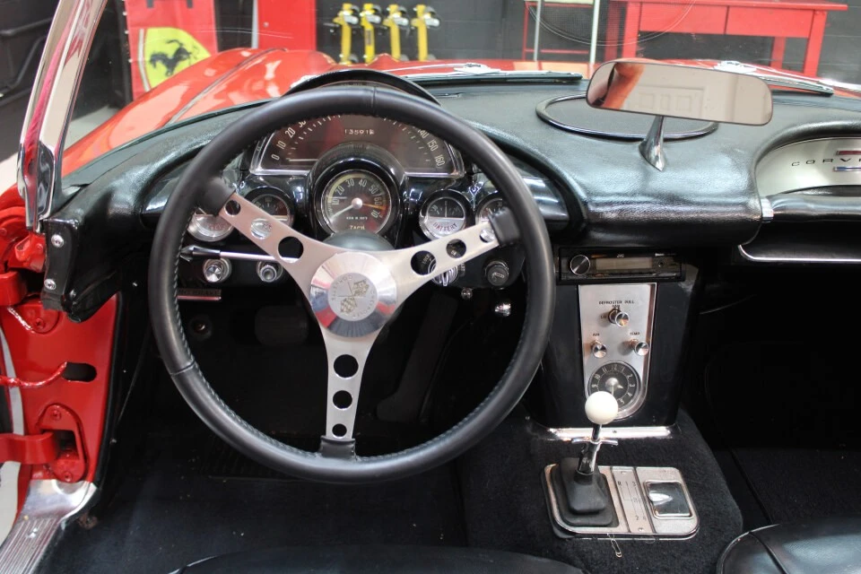 1962 Chevrolet Corvette C1 - Image 24 of 31