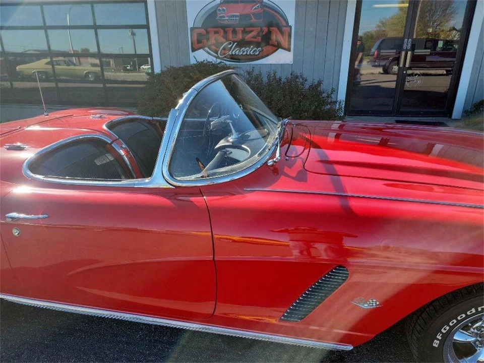 1962 Chevrolet Corvette C1 - Image 16 of 31