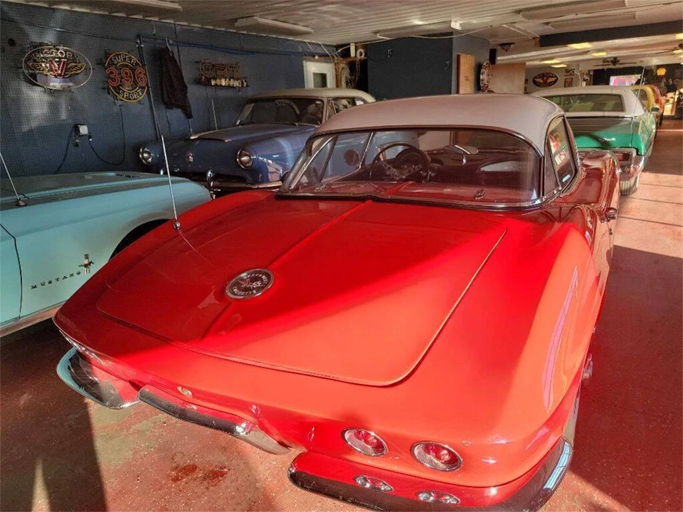 1962 Chevrolet Corvette C1 - Image 11 of 31