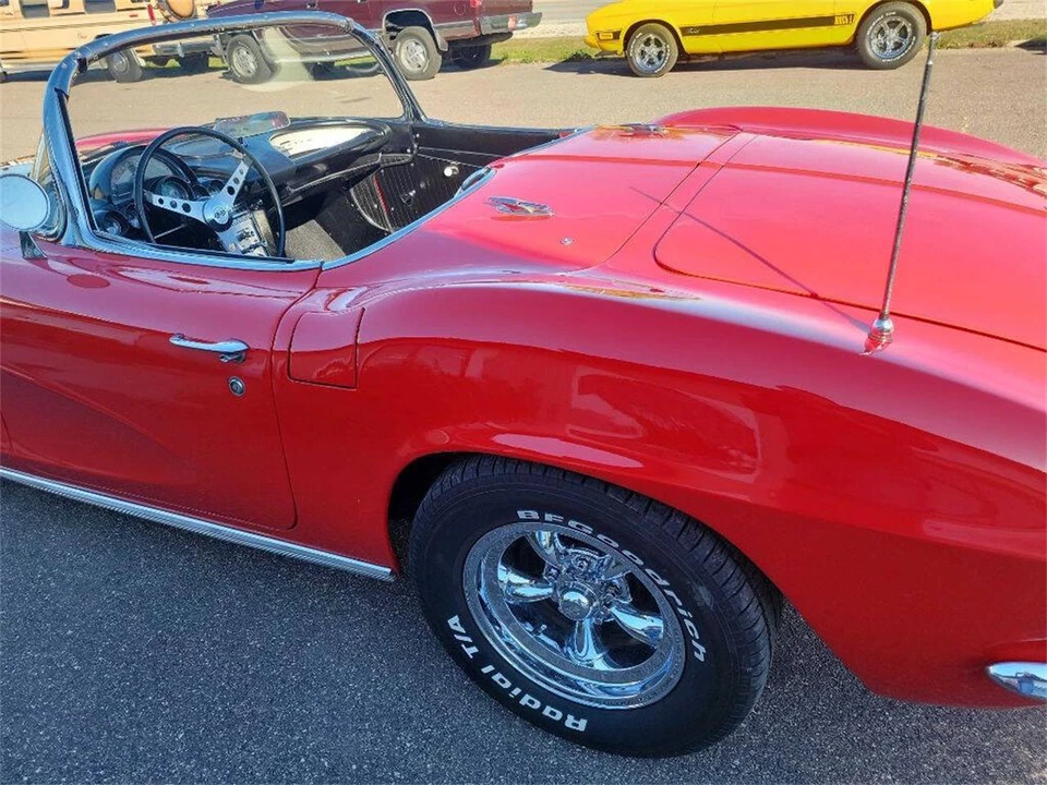 1962 Chevrolet Corvette C1 - Image 23 of 31
