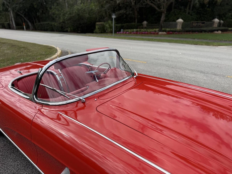 1962 Chevrolet Corvette C1 - Image 10 of 21