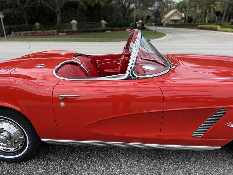 1962 Chevrolet Corvette C1 - Image 14 of 21
