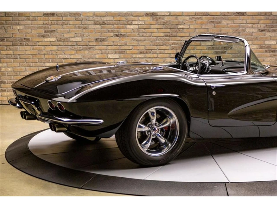 1962 Chevrolet Corvette C1 - Image 13 of 31